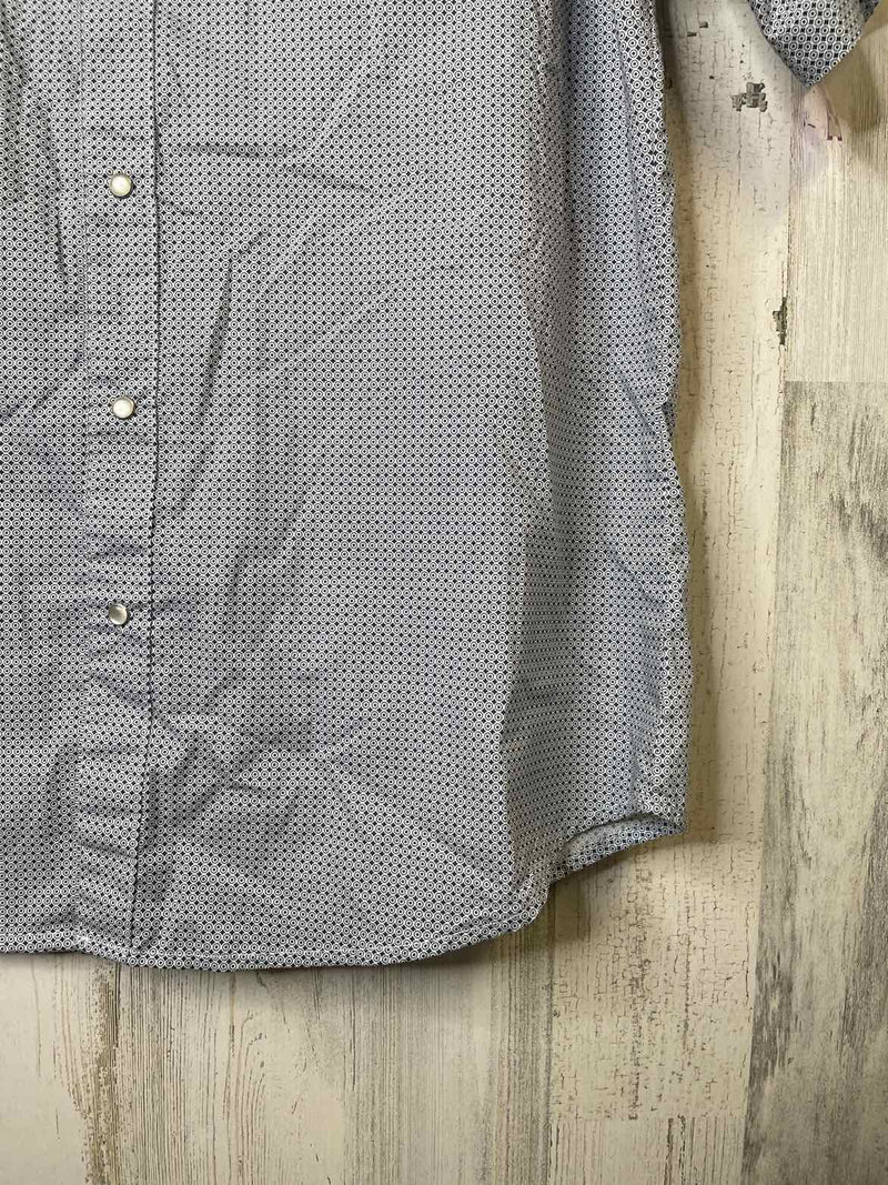 Size L Wrangler Shirt