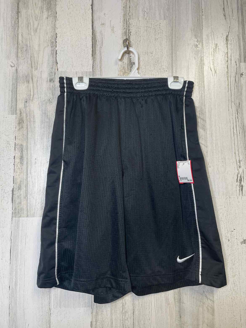 Size M Nike Shorts