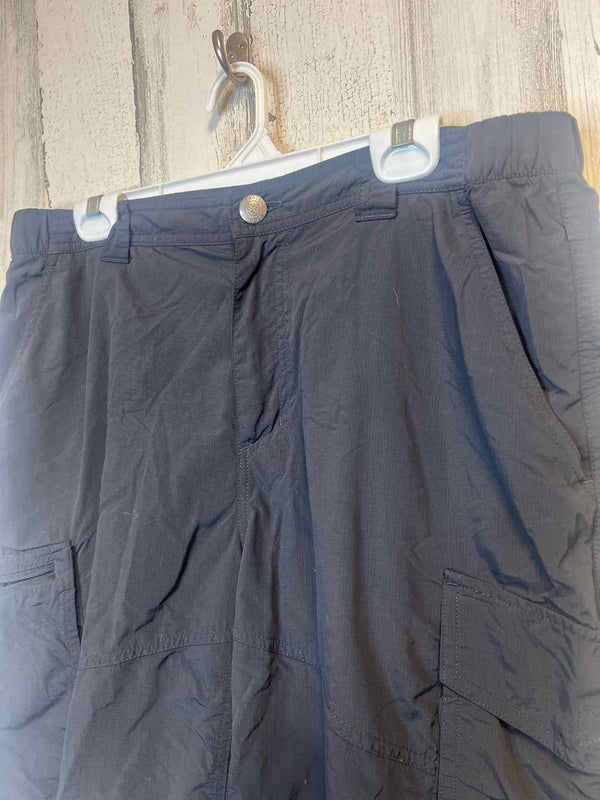Size 34 Columbia Shorts