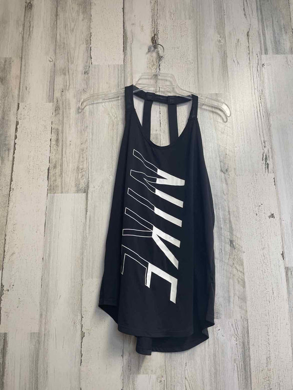 Nike Size M Shirt