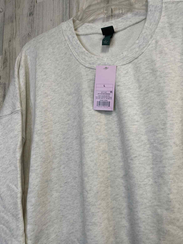 Wild Fable Size L Sweater