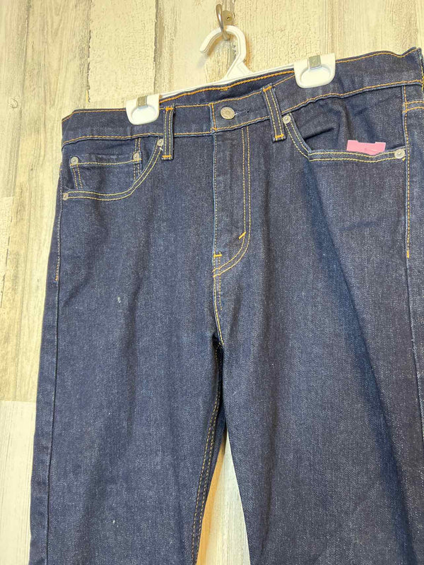 Size 34/32 Levi Strauss & Co. Jeans