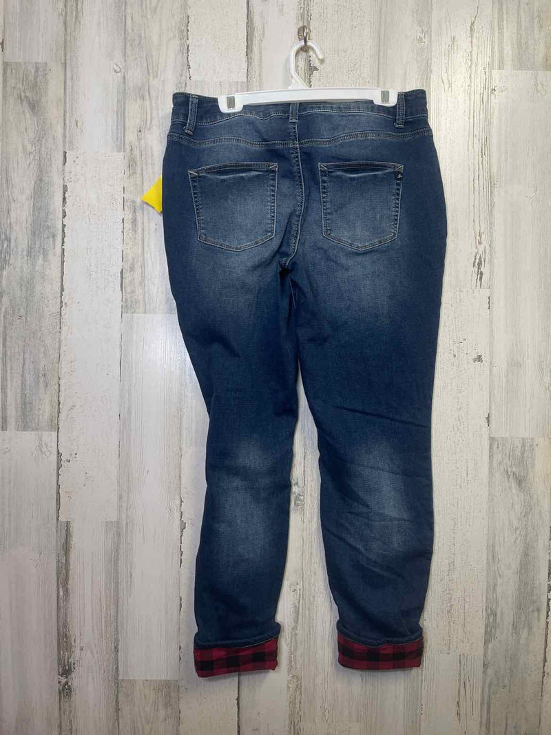 Size L Maurices Jeans