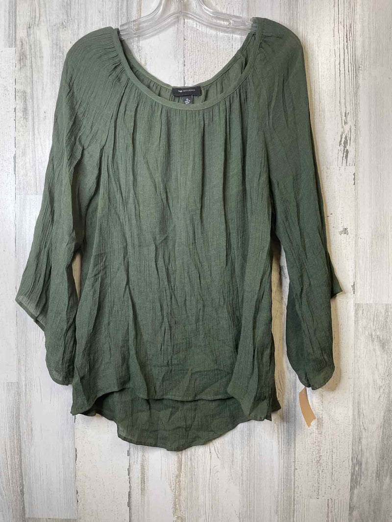 AB Studio Size XL Shirt