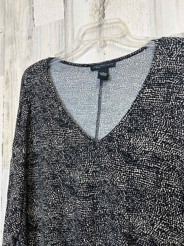 Joan Vass Size 1X Shirt