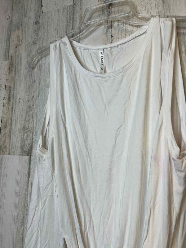 Fabletics Size XL Shirt