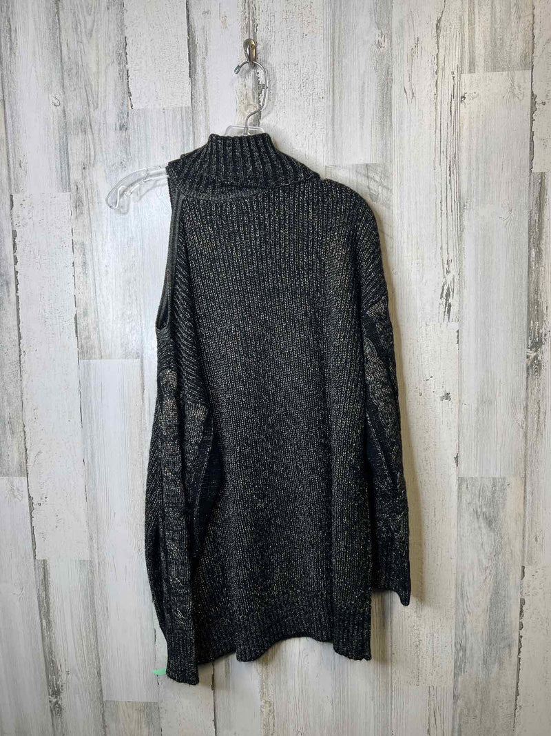 Torrid Size XL Sweater