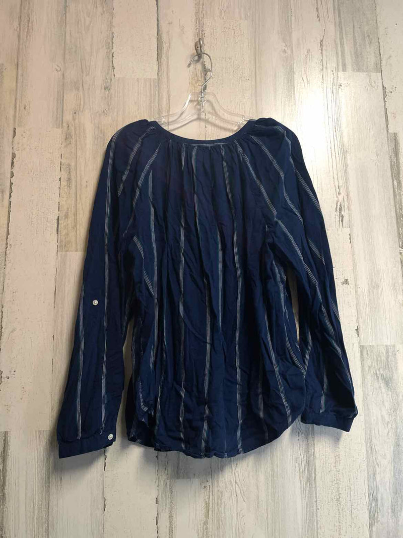St. John's Bay Size L Shirt