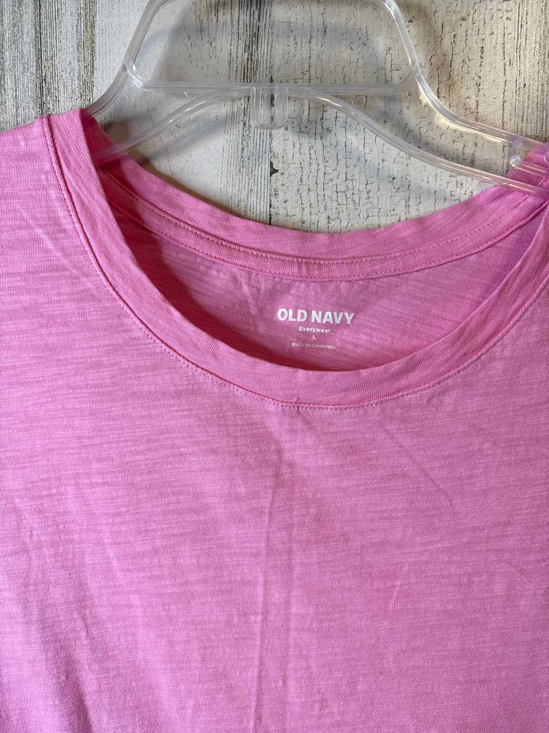 Old Navy Size L Shirt