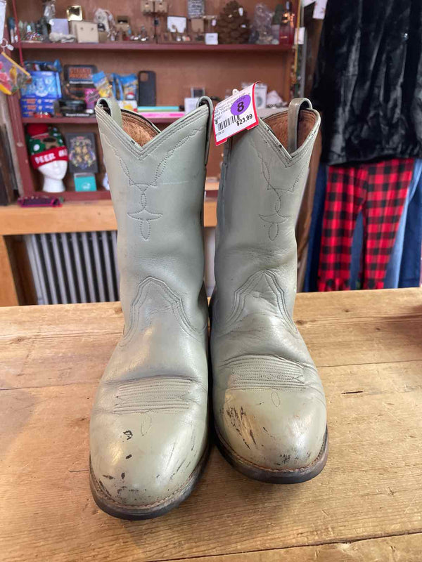 Shoe Size 8 Ariat Boots