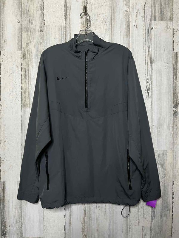 Size L Nike Windbreaker