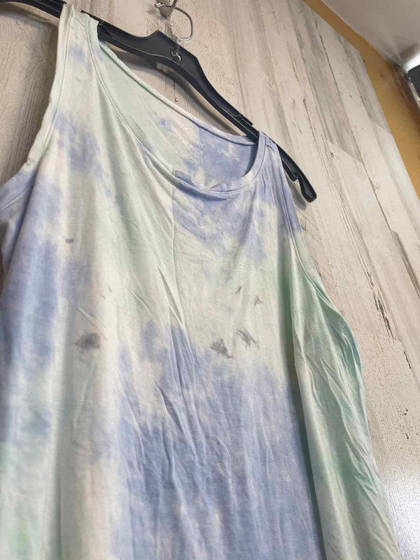 American Eagle Size M Shirt