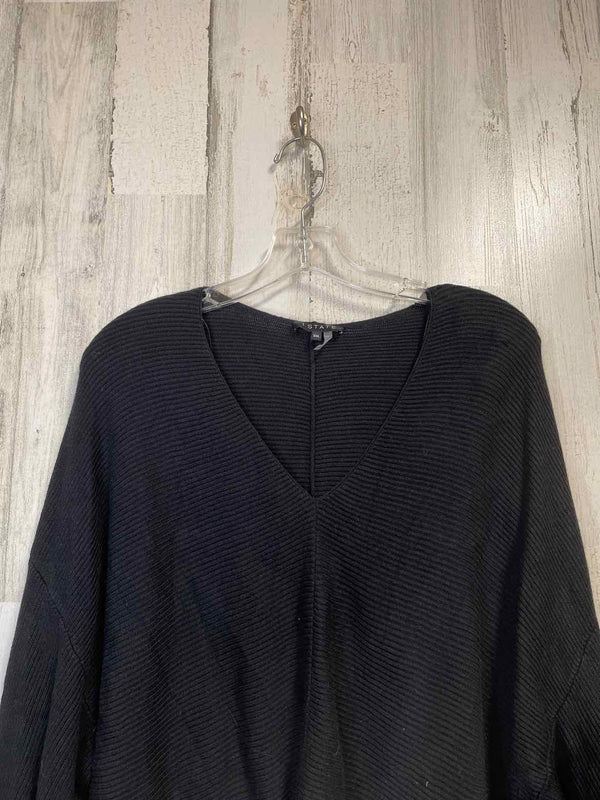 1. State Size XXL Sweater