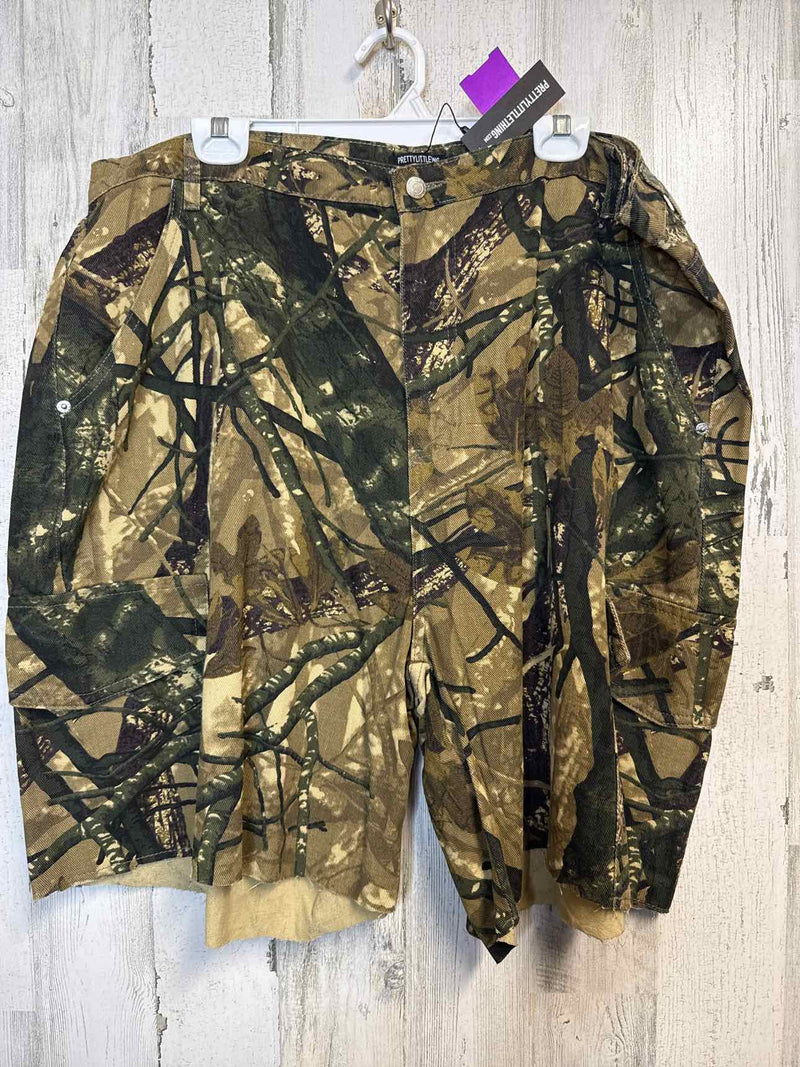 Size 18 Pretty Little Thing Shorts