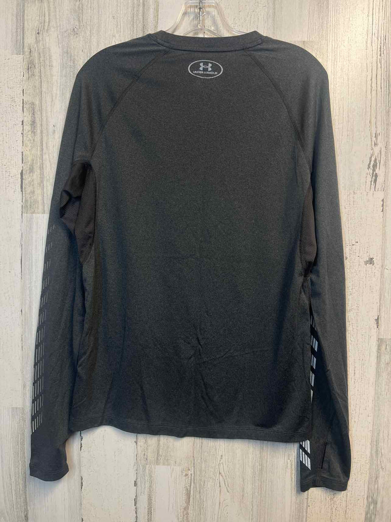 Size S Under Armour Shirt