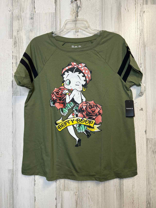 Torrid Size M Shirt