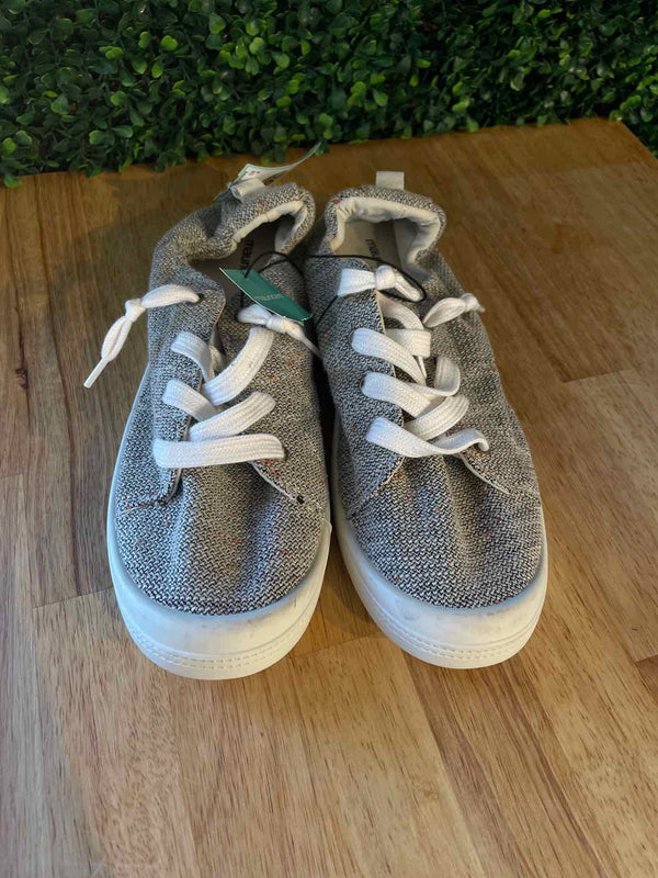 Shoe Size 9.5 Maurices Sneakers