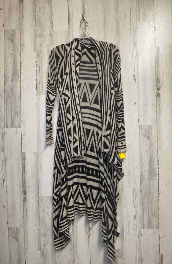 Size M Boutique Cardigan