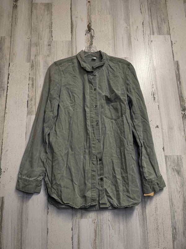 Old Navy Size M Shirt
