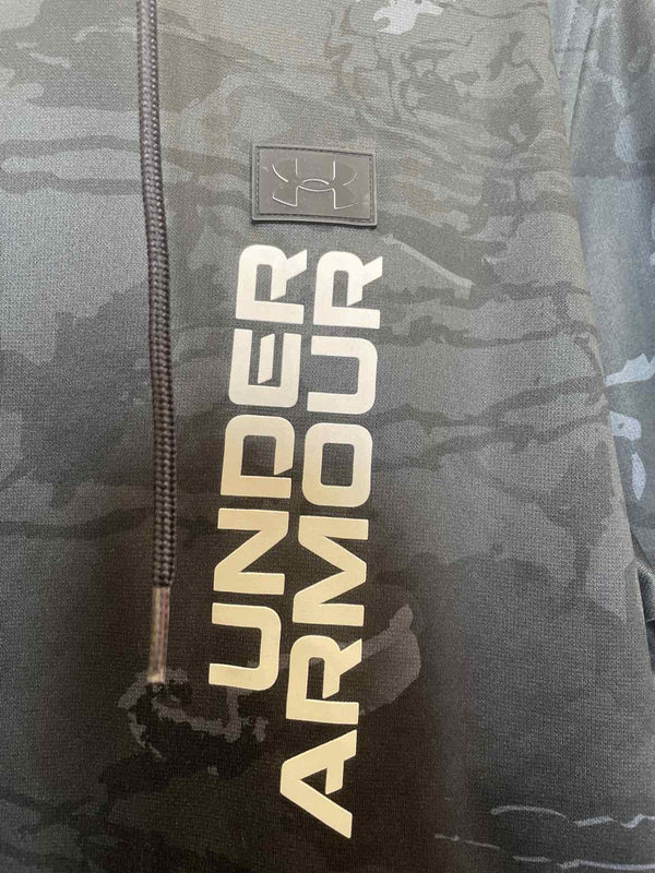 Size M Under Armour Hoodie