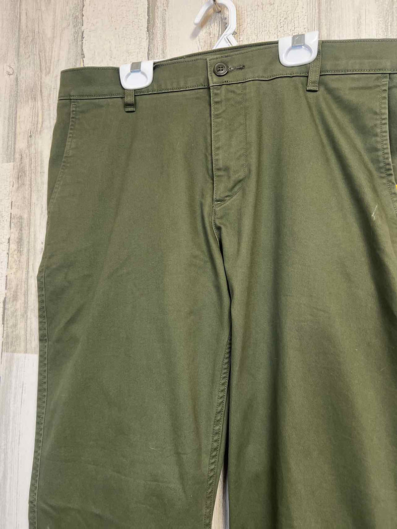 Size 36/30 Dockers Pants