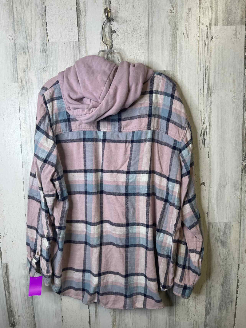 American Eagle Size XL Shirt