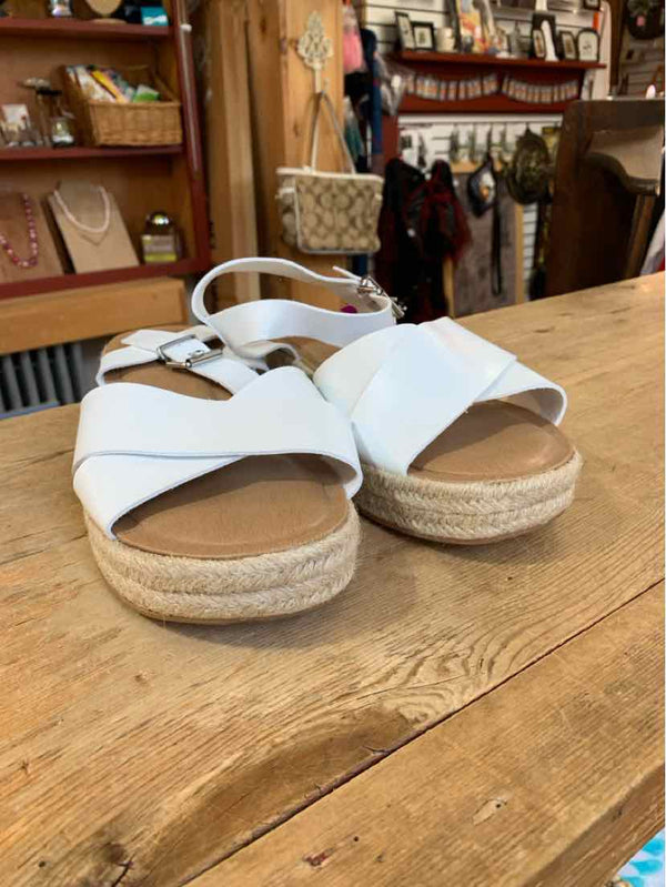 Shoe Size 10 Lane BRYANT Sandals