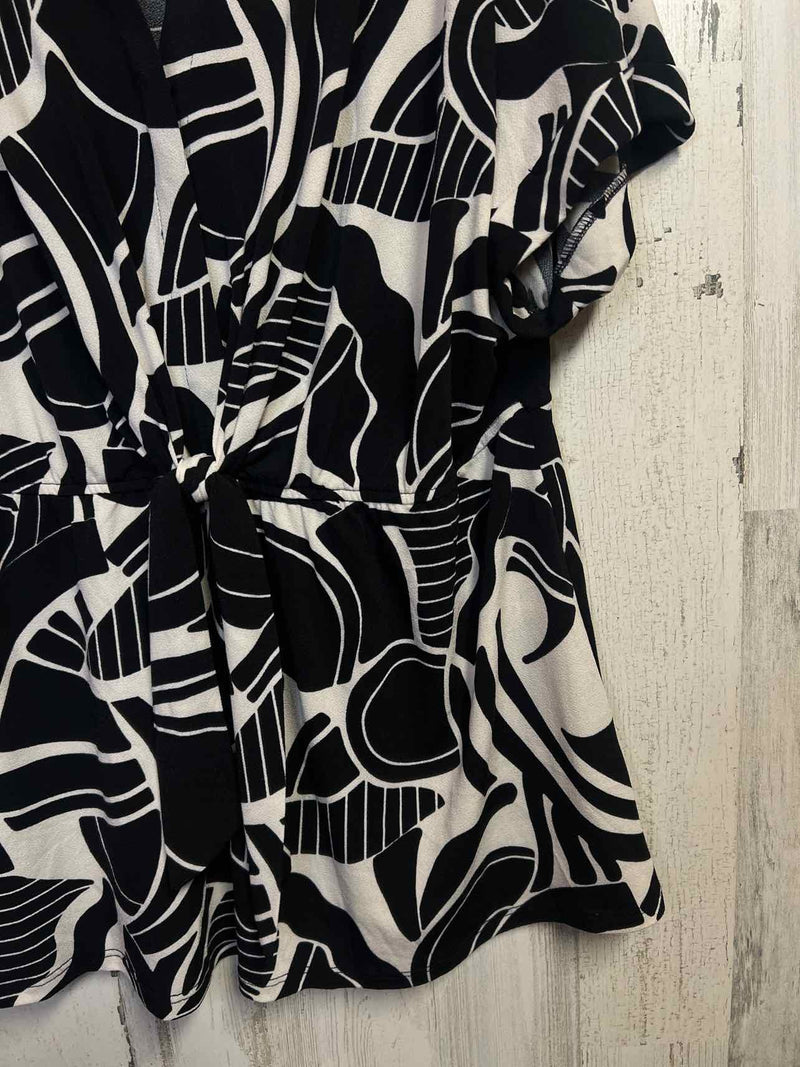 CATO Size XL Shirt