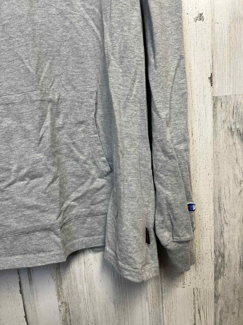Size 2XL Champion Hoodie