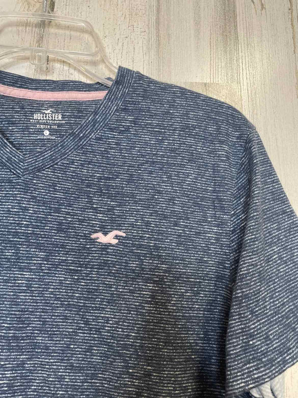 Size L Hollister Shirt