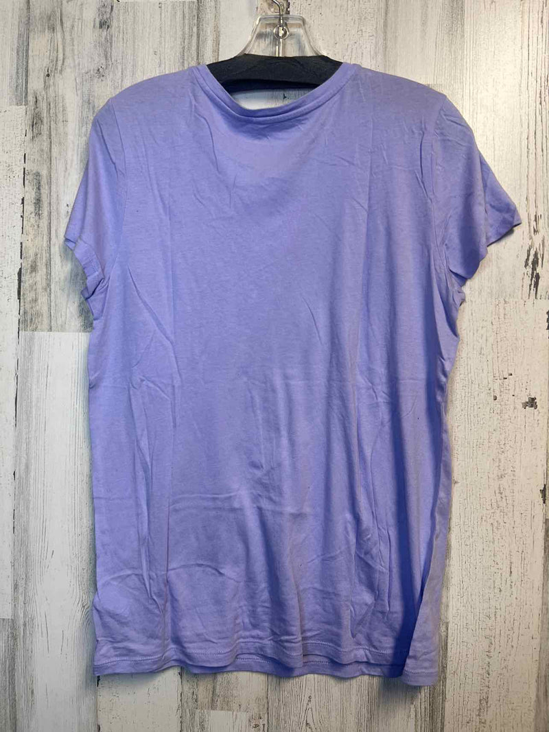 GAP Size L Shirt