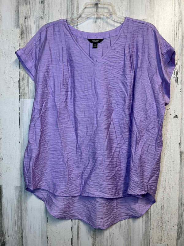 Simply Vera Wang Size XL Shirt