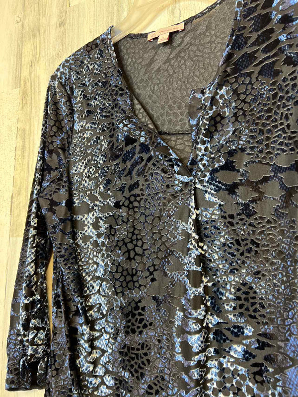 Est. 1962 Size L Shirt