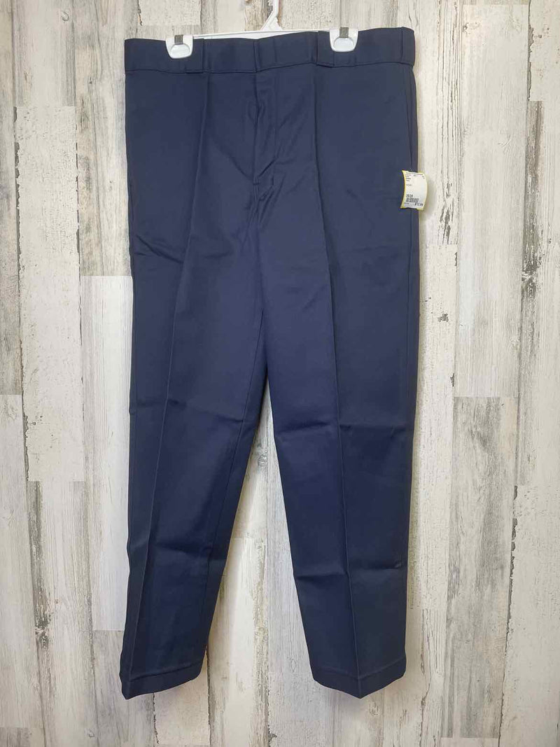 Size 36/28 Dickies Pants