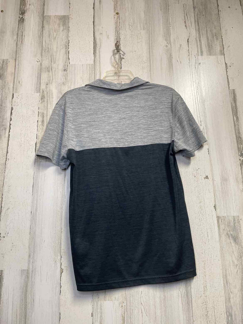 Size M Old Navy Shirt