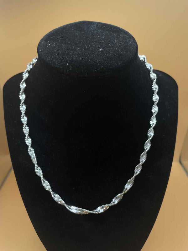 Lauren Conrad Necklace