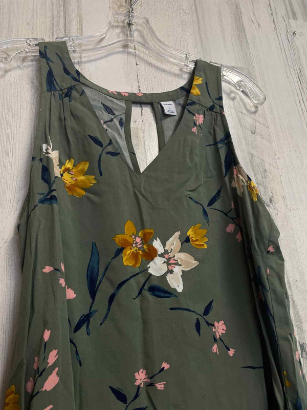 Old Navy Size S Shirt