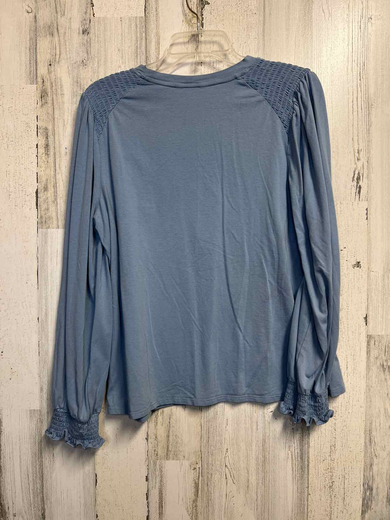 Lauren Conrad Size XL Shirt