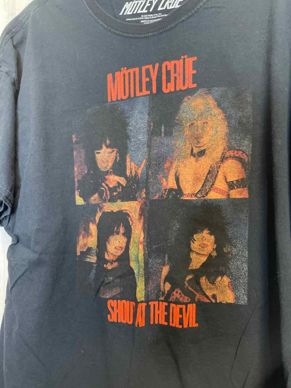 Size 2XL Boutique Shirt