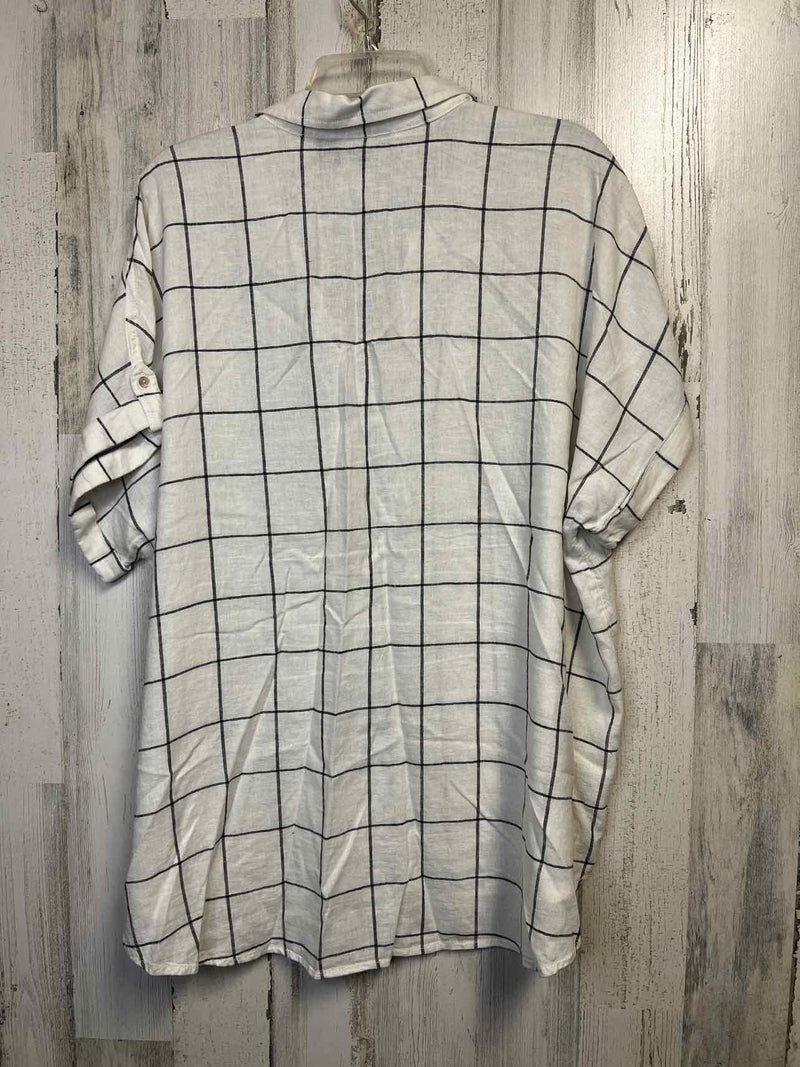 Tahari Size 2X Shirt
