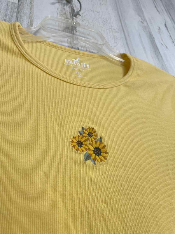 Hollister Size S Shirt
