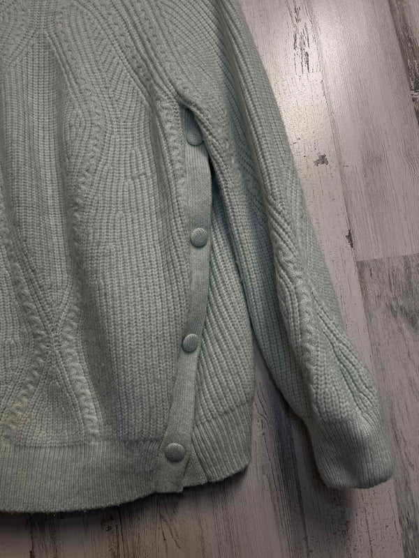 Liz Claiborne Size M Sweater