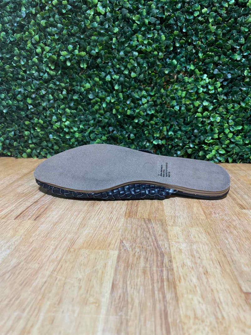 Shoe Size 9 Universal Thread Shoes