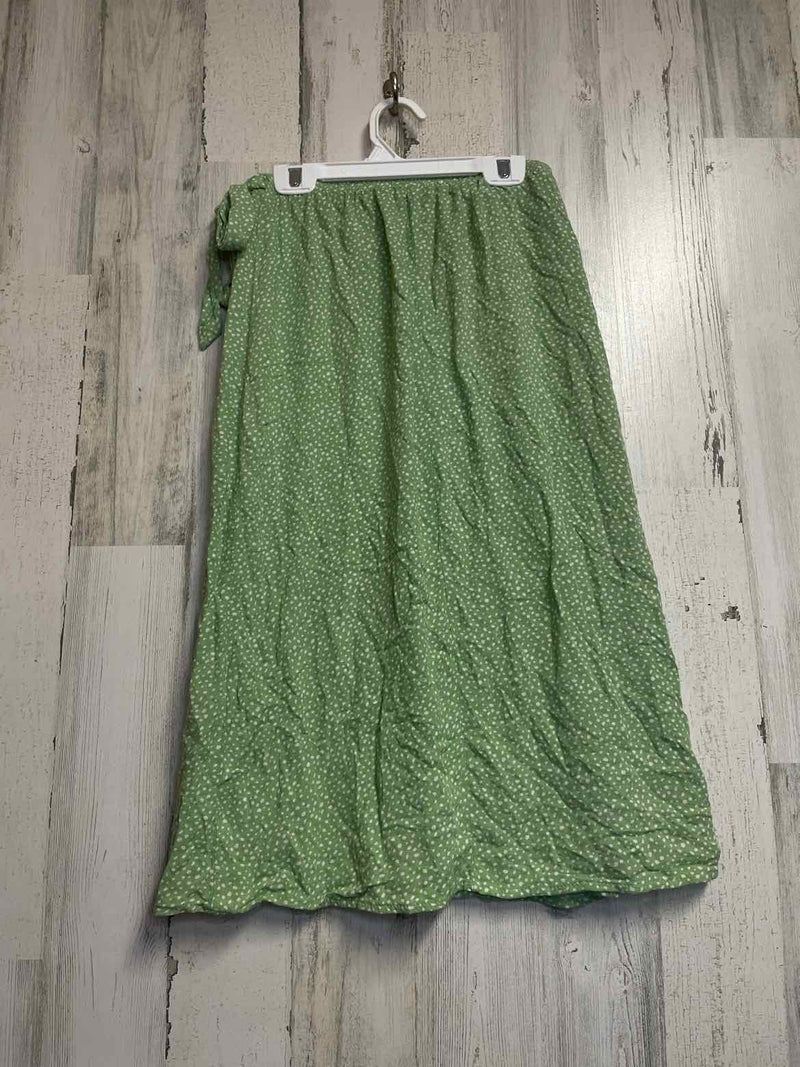 Size M Boutique Skirt