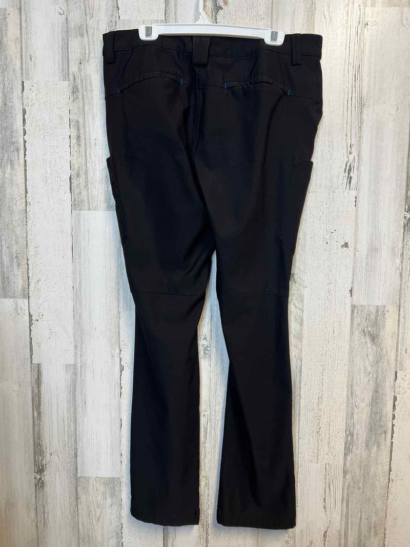 Size L Amazon Essentials Pants