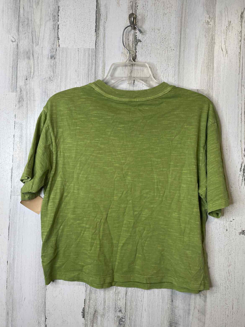 Universal Thread Size XS Shirt