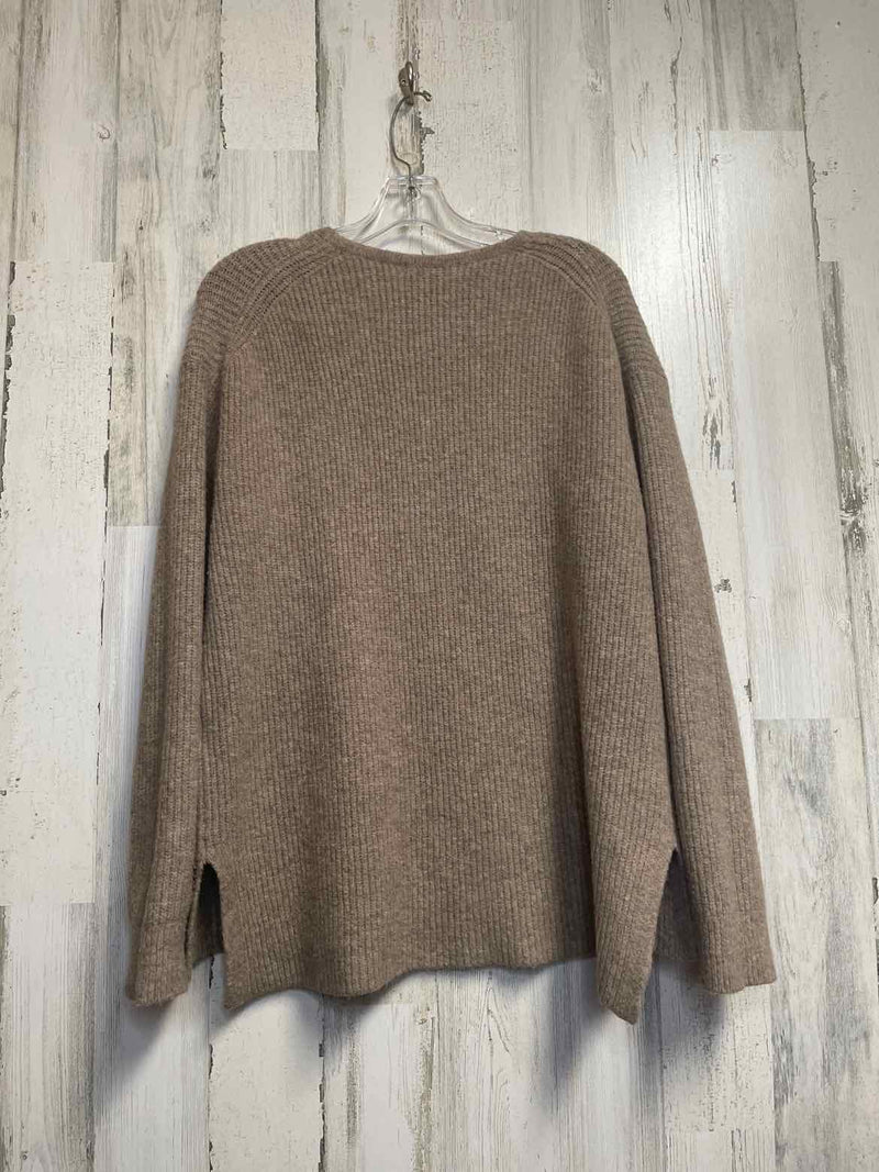 UNIQLO Size XL Sweater