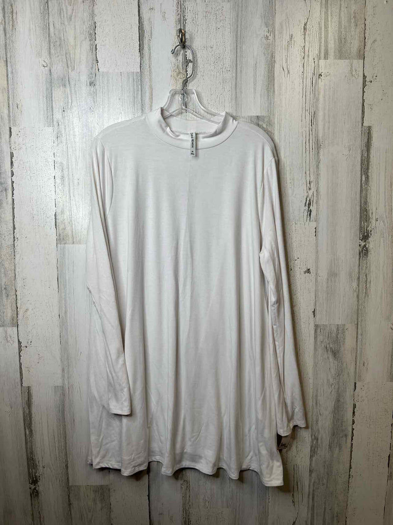 Zenana Outfitters Size 2X Shirt