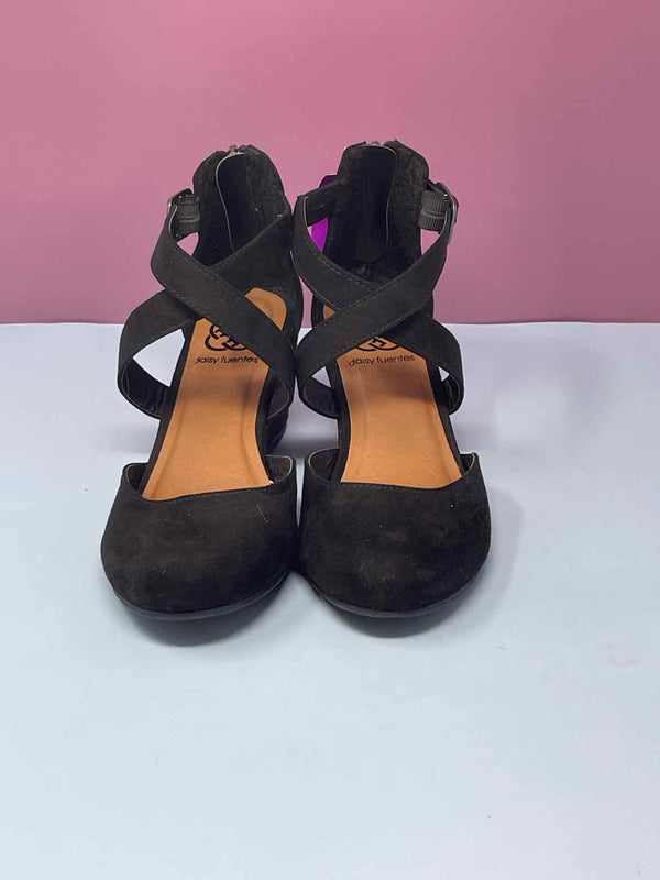 6.5 Daisy Fuentes Shoes