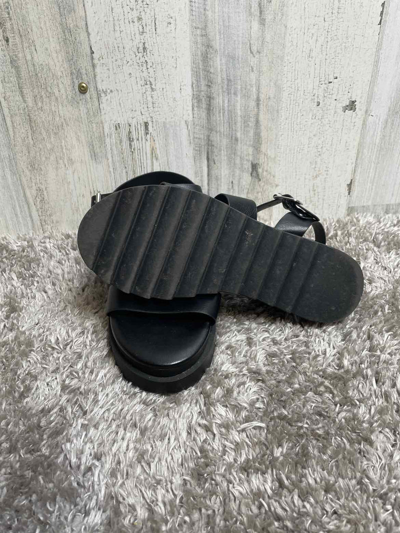 7.5 Boutique Sandals